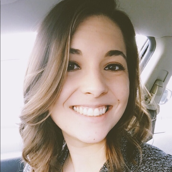 Meet your Posher, Libby - Picture 1 of 1